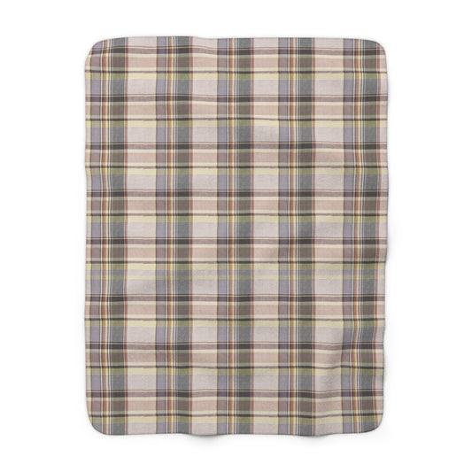 Sherpa Fleece Blanket - Cozy Plaid Pattern Throw for Seasonal Comfort