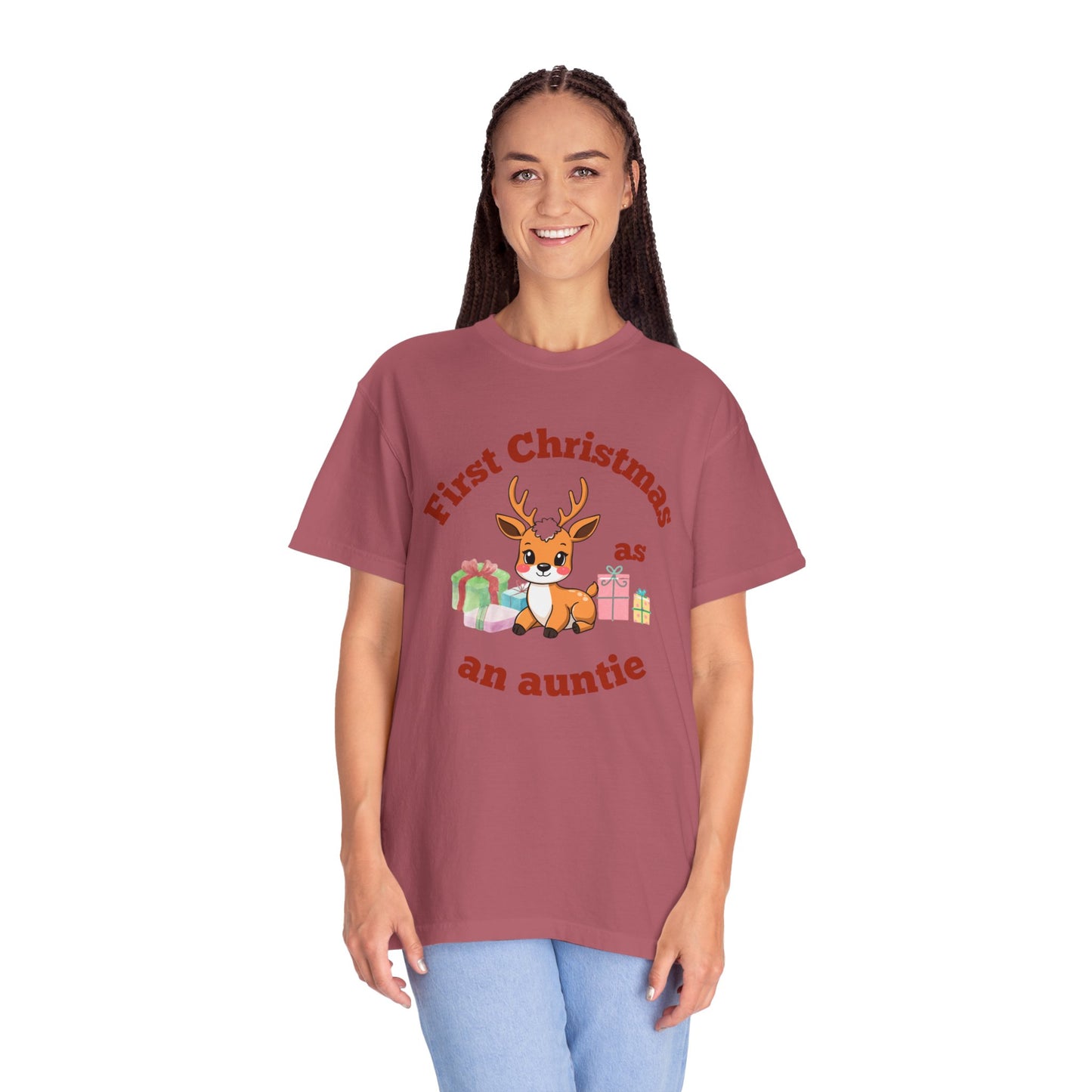 Unisex Christmas Auntie T-shirt - Cute Reindeer Design for New Aunts